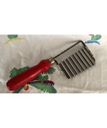 Vintage Red Wood Handle French Fry Vegetable Cutter 7&quot; Length Wavy Crinkle - $169.16 MXN