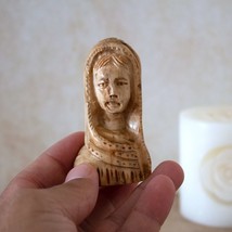 Virgin Mary Statue (head only) Handmade sculpture from Olive Wood from t... - £54.23 GBP