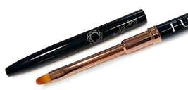 Fuzion #4 Oval Gel Brush - $532.06 MXN