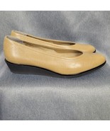 Salvatore Ferragamo Womens Leather Accent Block Heel Pumps Nude Size 8 - $43.97 CAD
