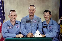 Apollo 1 Nasa Prime Crew Command Module Spacecraft Replica 4X6 Photo Postcard - $8.96