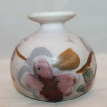 Signed Studio Art Pottery Flower Bud Vase Vintage 9.5 cm Tall 3.75&quot; Hand... - £29.63 GBP