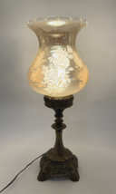 MCM 1970s Table Lamp Glass Roses On Amber Shade Cast Iron Base 24 Inch Tall - £70.94 GBP