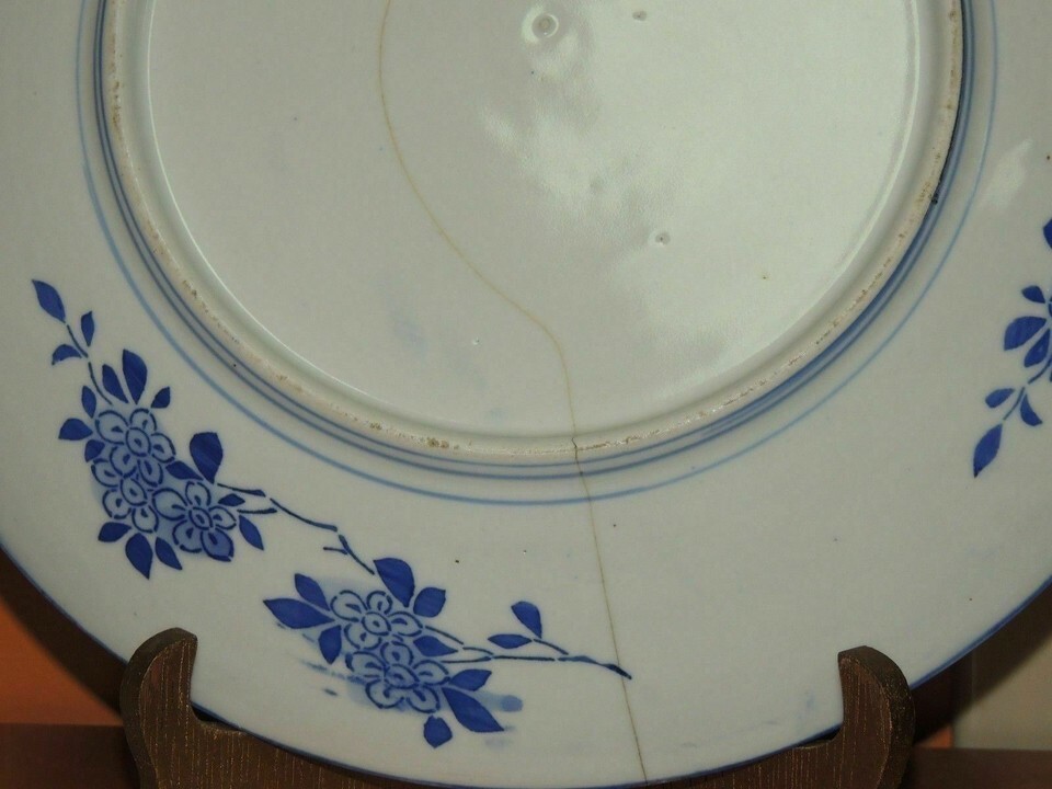 Large Round Fukagawa Charger / Platter/ Plate 12" Bats Leaves Flowers 19th Meiji Item image 6