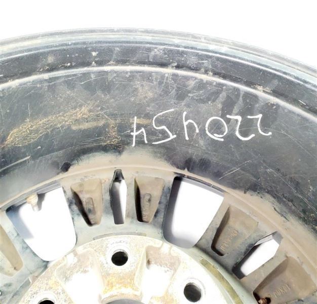 Wheel Rim 18x8 Has Rash See Pics OEM 2017 2018 2019 2020 2021 22 23 Nissan Titan Item image 8