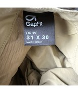 Gap Fit Drive Men&#39;s Khaki Moisture Wicking Active Golf Pants Size 31 x 30 - £19.25 GBP