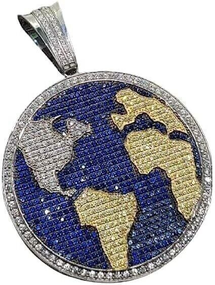Ciondolo a forma di mappa del mondo in moissanite a taglio rotondo da