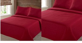 RED NENA SOLID CLOSOUT QUILT BEDDING BEDSPREAD COVERLET PILLOW CASES SET - $1,099.57 MXN