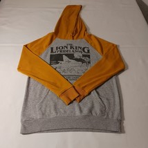 Disney&#39;s The Lion King Girl/Juniors XS Cotton Blend Gray &amp; Yellow Graphi... - $18.80