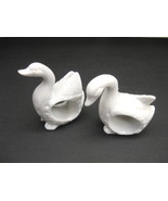 Vintage Set of Two (2) Porcelain Swan Napkin Rings/Holders - Made in Korea - £7.02 GBP