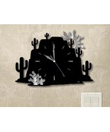 15in W Southwest Theme Desert Mountain Wall Clock - Prickly Pear - $1,928.26 MXN
