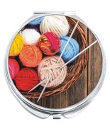 Knitting Compact with Mirrors - Perfect for your Pocket or Purse - €10,10 EUR Knitting Compact with Mirrors - Perfect for your Pocket or Purse - €10,10 EUR