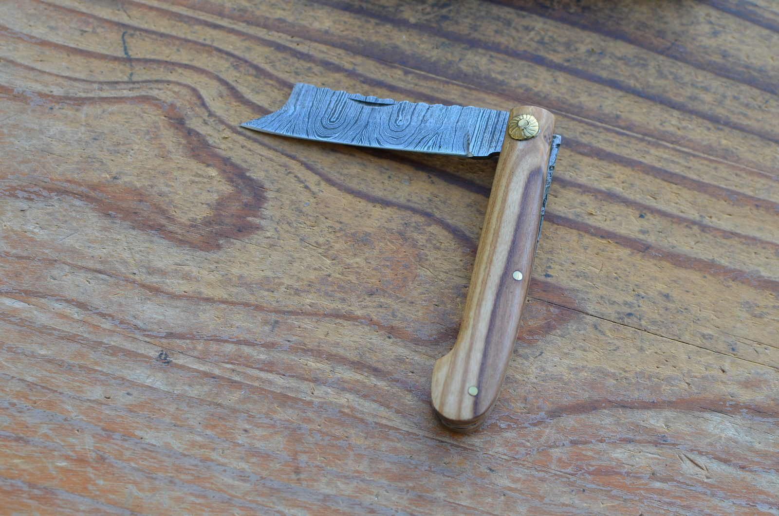 vintage real handmade damascus steel folding knife 5303 - $15.99