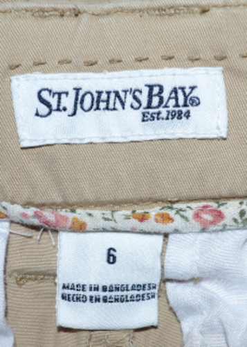 Size 6 Waist 30" Tan St. John's Bay Shorts Rox301 - $14.67