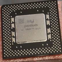 Intel Pentium MMX 200MHz Socket 7 CPU BP80503200 Tested &amp; Working 05 - £18.47 GBP