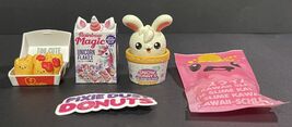 Zuru Mini Brands - Kawaii Mixed Lot (D)   - $371.98 MXN Zuru Mini Brands - Kawaii Mixed Lot (D)   - $371.98 MXN