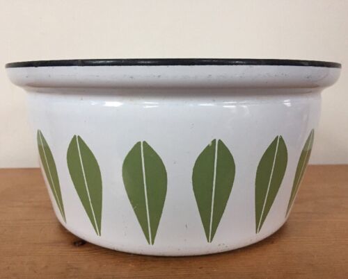 Primary image for Vtg Cathrineholm Lotus Enamelware Avocado Green White Steel Stock Pot Bowl 8.5"