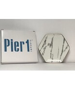 PIER ONE IMPORTS Marble Ring Trinket Dish Gold Trim NEW Fabfitfun - €13,24 EUR PIER ONE IMPORTS Marble Ring Trinket Dish Gold Trim NEW Fabfitfun - €13,24 EUR