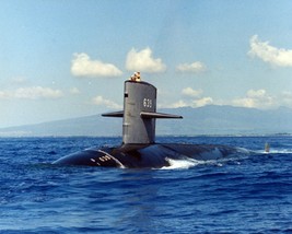 USS Tautog SSN-639 submarine underway off the coast of Hawaii Photo Print - $8.81