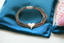 Colored Steel Coil Heart Bracelet - £22.37 GBP