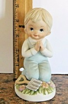 Home Interiors Figurine Boy Praying w/Shovel #1452 Porcelain Homco VGCond - £6.86 GBP