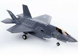 Academy 12561 1:72 F-35A 7 Nations Air Force MCP Plastic Hobby Model Fighter Kit image 4