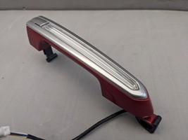 OEM 2015-22 Cadillac CT4 CT6 XT5 Front Left or Right LED Exterior Door Handle - £49.09 GBP