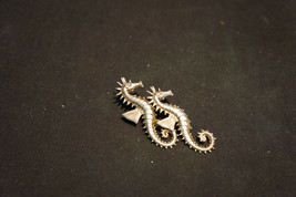 Old Vtg Collectible Sterling Silver Double Seahorse Nautical Pin Jewelry - £23.88 GBP