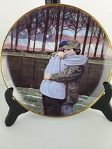 "Heroes Reunited" Franklin Mint Friends of Vietnam Veterans Memorial Plate - $10.00