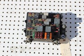 2001 - 2002 CHEVROLET SILVERADO DIESEL 6.6L LB7 ENGINE BAY FUSE BOX  R226 image 3