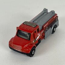 Matchbox 2015 Freightliner Business Class M2 106 1:64 Fire Truck Tanker ... - $11.87