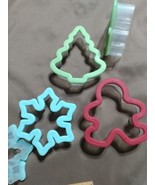 Christmas Winter 4&quot; 3pc Cookie Cutters Plastic With Easy Grip Rubber GUC - $9.50