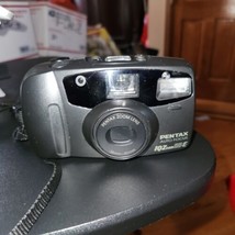 Pentax IQZoom 80-E 35mm Point & Shoot Film Camera 38-80mm Zoom Lens plus case - $27.52