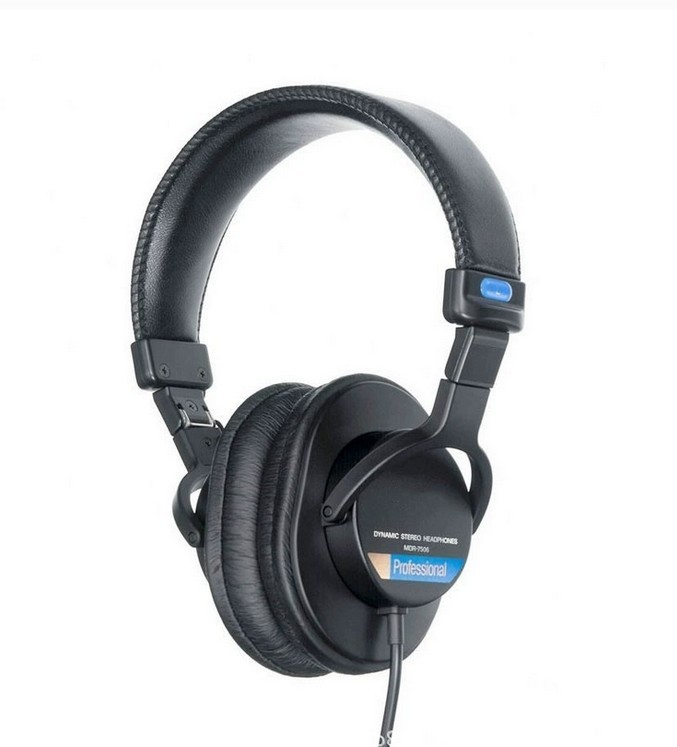 Sony MDR7506 Professional Large Diaphragm Headphone  			