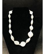 Vintage Art Deco White Retro Acrylic Necklace Jewelry 8” Costume - $10.94