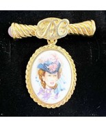 NEW Vintage 1996 1997 Avon President&#39;s Club Pin Female Brooch Gold Tone Box - $11.99