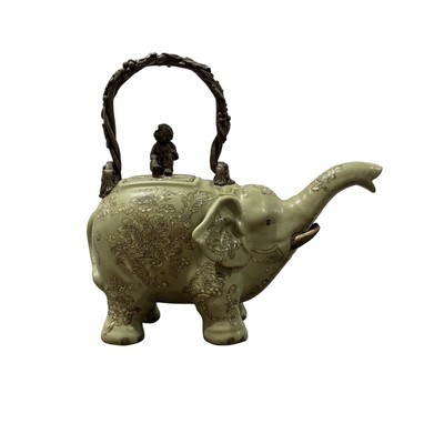 Antique Asian Green Hand Painted Ceramic Elephant Teapot Brass Handle Mo... - £80.18 GBP