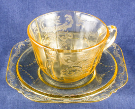 Depression Glass Madrid Trio Cup Saucer Plate Amber Federal Glass Co - £11.99 GBP