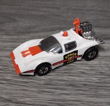 Vintage 1977 Hot Wheels White Science Friction Hong Kong Space Cop BW EUC - $13.46