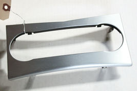 2008-2011 MERCEDES BENZ C300 W204 CLIMATE CONTROL UNIT BEZEL TRIM COVER J7760 image 2