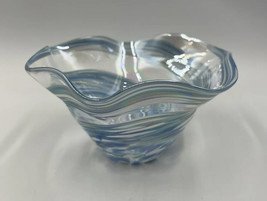 Glass Eye Studio Ruffled Clear Blue White Bowl Hand Blown Art Glass Dish - £26.04 GBP