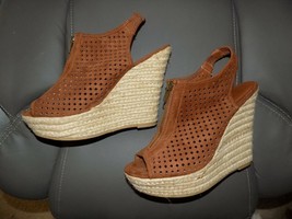Hot Tomato Brown Peep Toe Rio Zip Wedge Size 9.5 Women&#39;s EUC - $40.95
