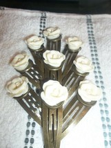 Jewelry Hair clips set of 9 cream white color resin roses on snap clips E9  - $12.34