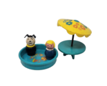 VINTAGE 1970&#39;s FISHER PRICE LITTLE PEOPLE PATIO FURNITURE POOL + UMBRELL... - £18.68 GBP