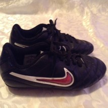 Nike shoes Size 1.5 soccer baseball softball cleats black athletic girls... - $25.99