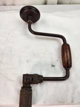 Vintage Brace and Bit Hand Ratchet Drill Auger 5&quot; Sweep Uneven Jaws For ... - $15.83