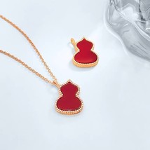 18ct Solid Gold Genie Bottle Charm Necklace, 18K, au750, red, agate, gift, chain - £168.34 GBP