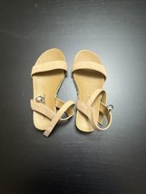 Lucky Brand Girls Tan Sandals Size 2M Beach Boho - £12.19 GBP