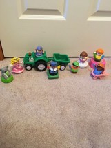 Lot Of 8 Little People And Accessories Tractor And Spreader - £10.03 GBP