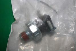 International One Tachometer Drive Switch 873706R91 - $27.84